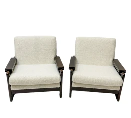 Mid-Century Modern Wenge Lounge Chairs with Bouclé Upholstery, 1970s